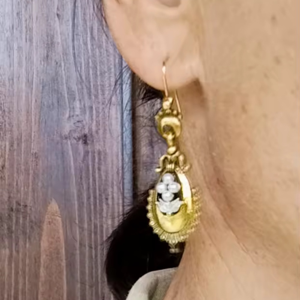 Antique Gold Drop Earrings with Pearls & Leaf Detail - Picture 8 of 13